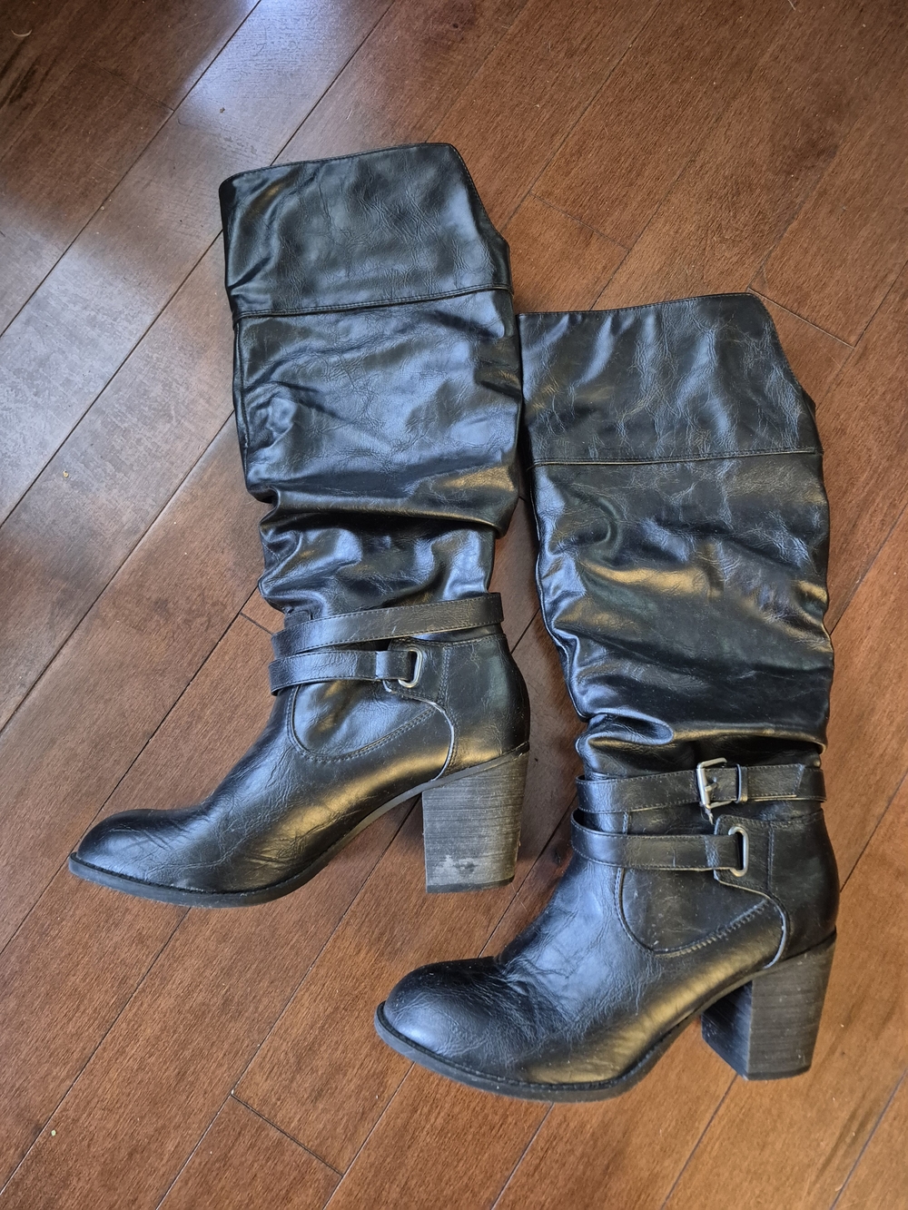 Black Women's Mid Heel Buckle Boots